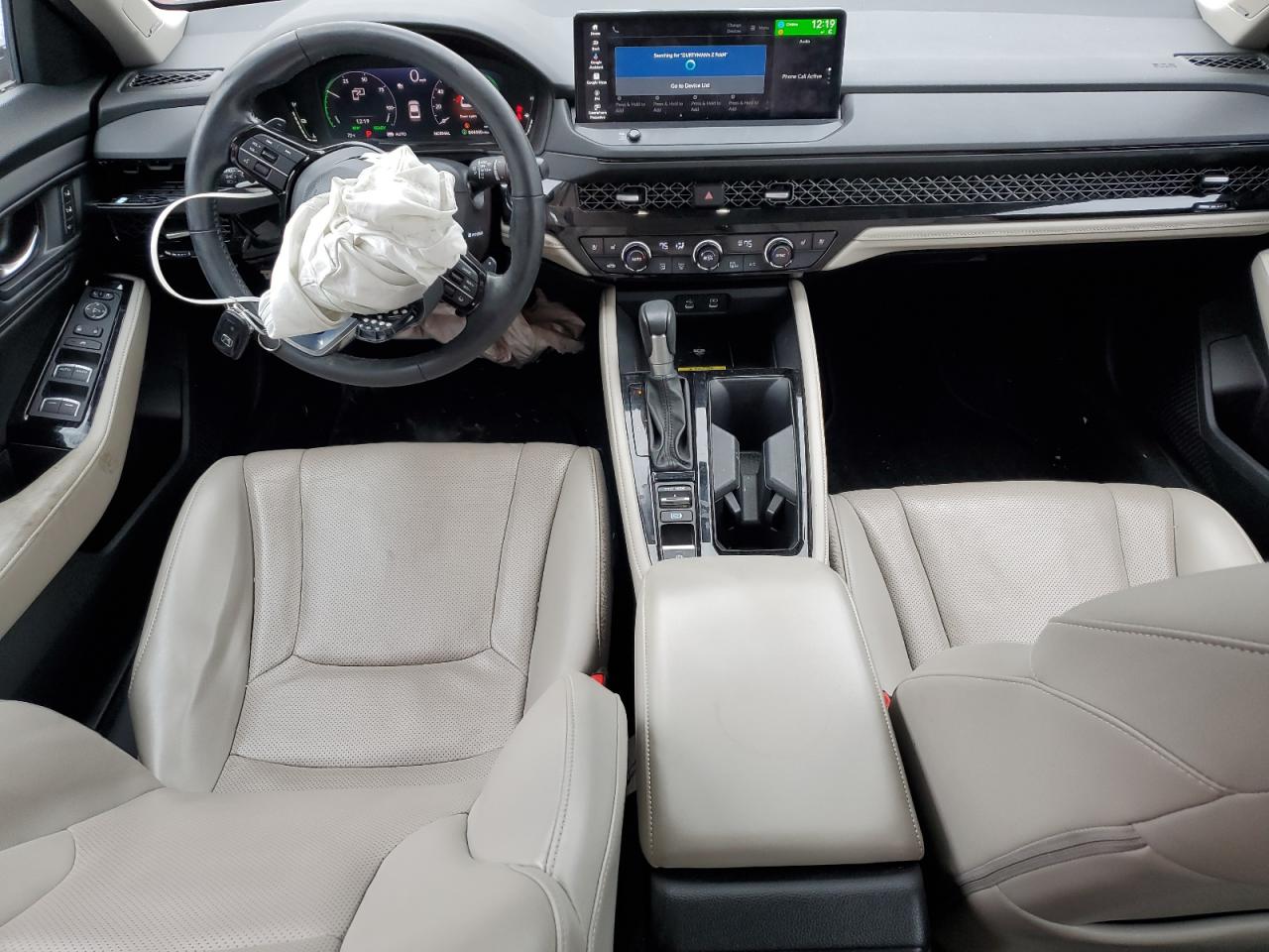 Honda Accord Touring Hybrid Image 3