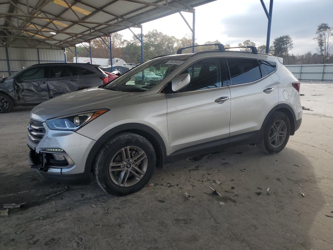 Hyundai SANTA FE Image 1
