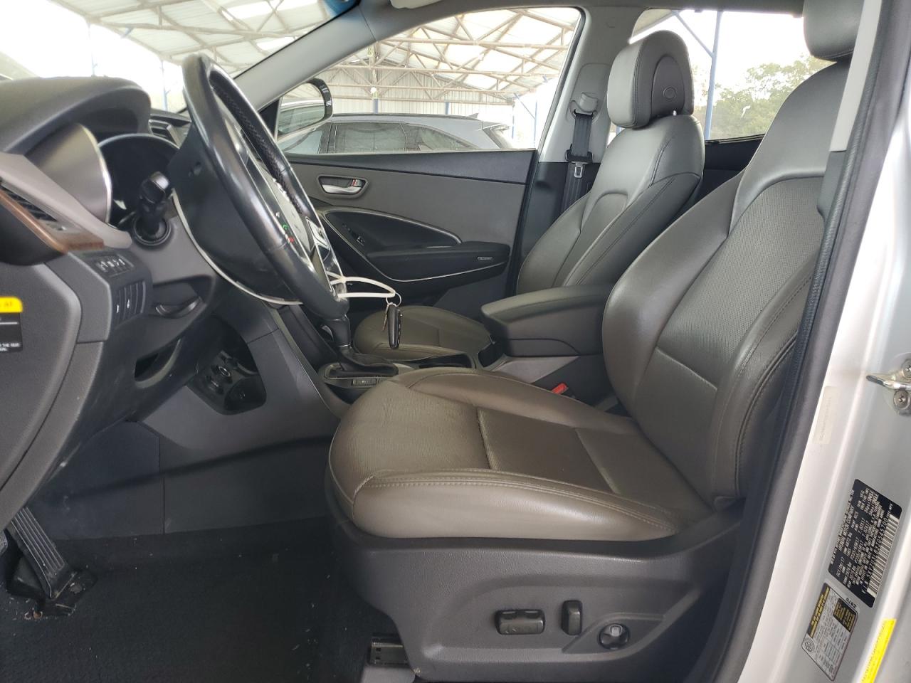 Hyundai SANTA FE Image 7