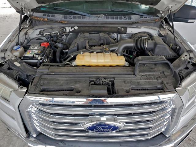 Ford F-150 Supercrew Image 11