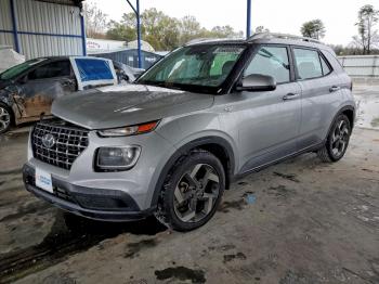  Salvage Hyundai VENUE