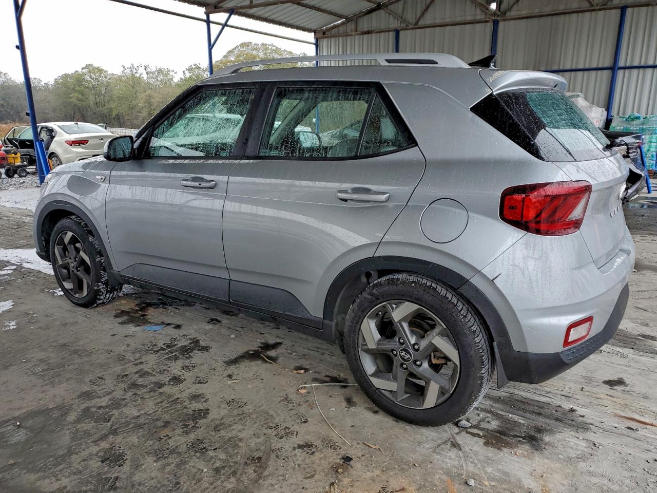 Hyundai VENUE Sel Image 3