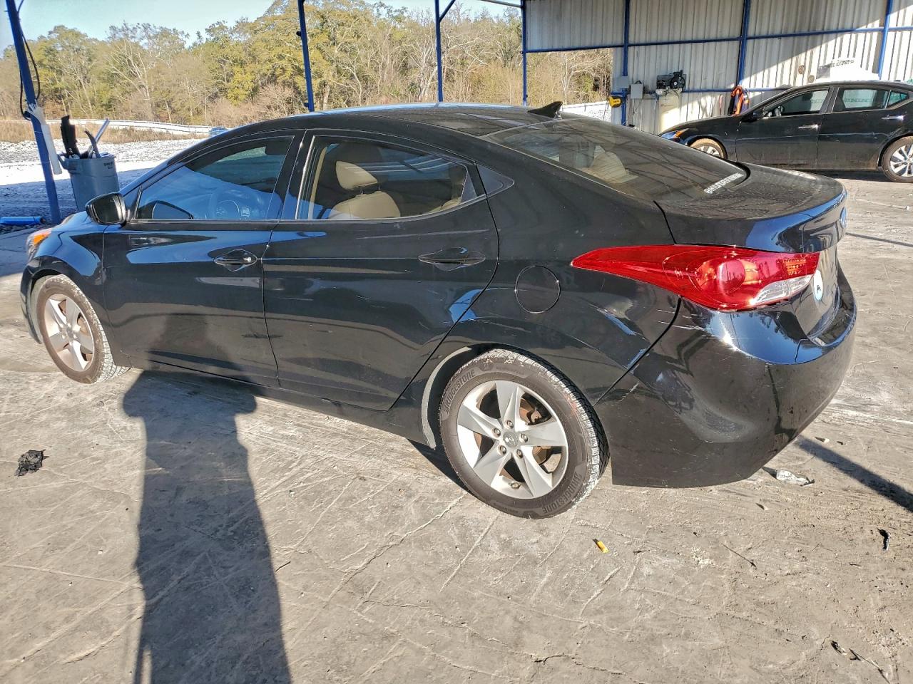 Hyundai ELANTRA Gls Image 3