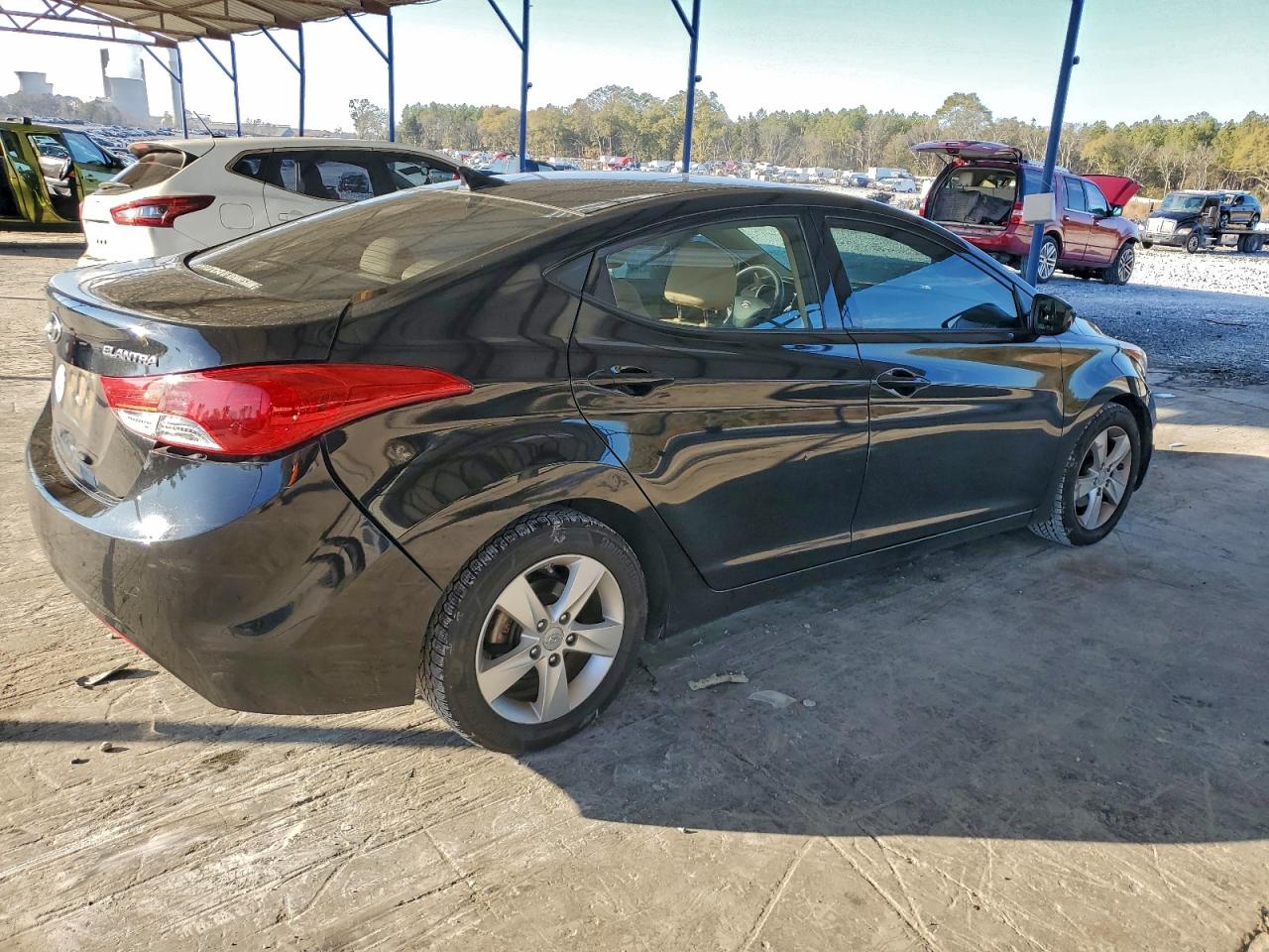 Hyundai ELANTRA Gls Image 4