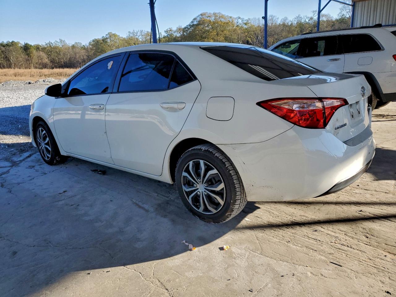 Toyota Corolla L Image 5