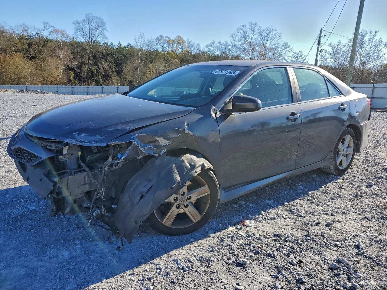 Toyota Camry Base Image 1