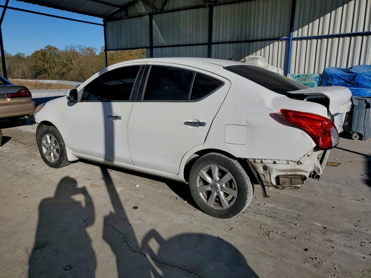 Nissan Versa S Image 4