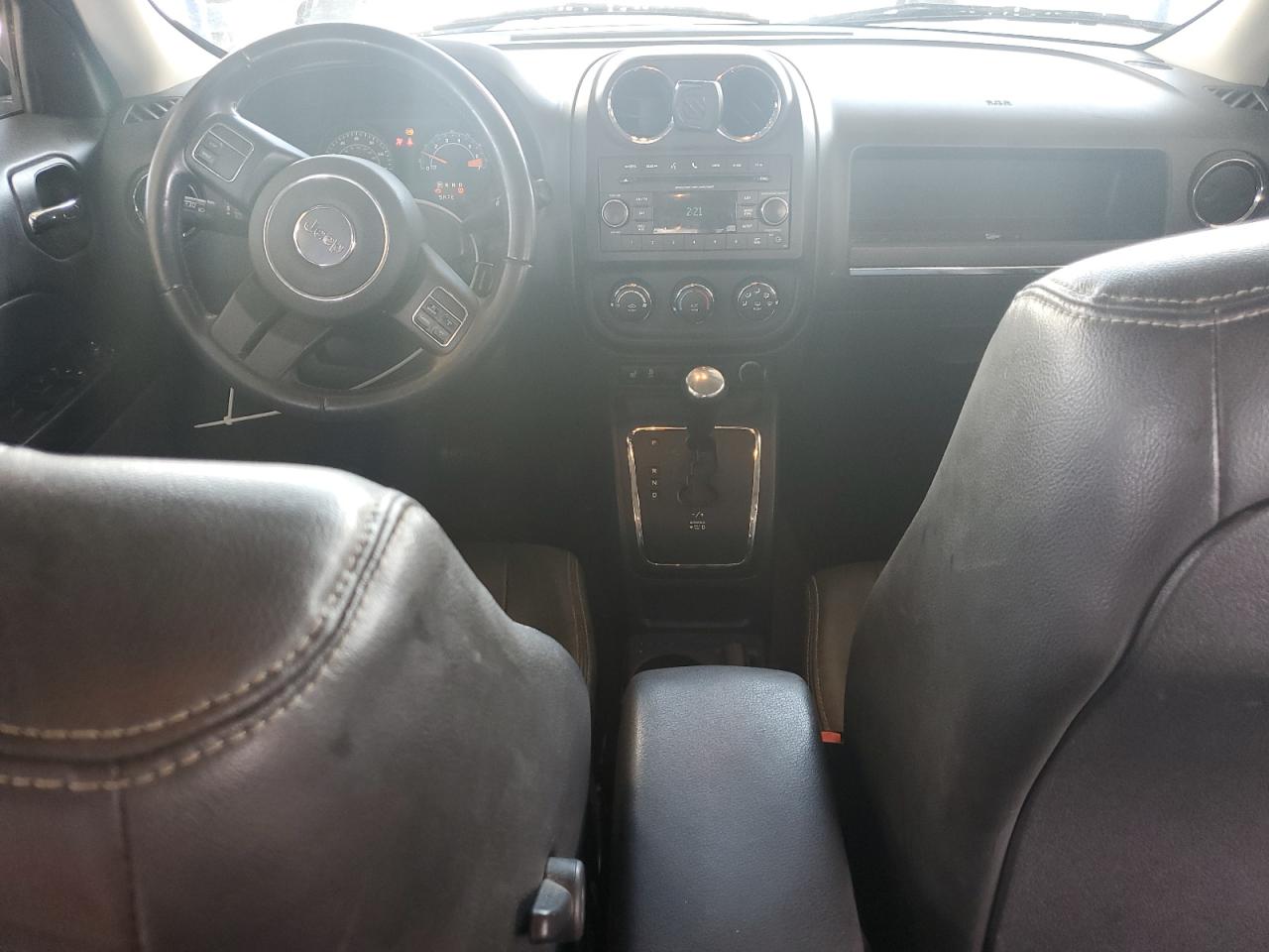 Jeep Patriot Latitude Image 3