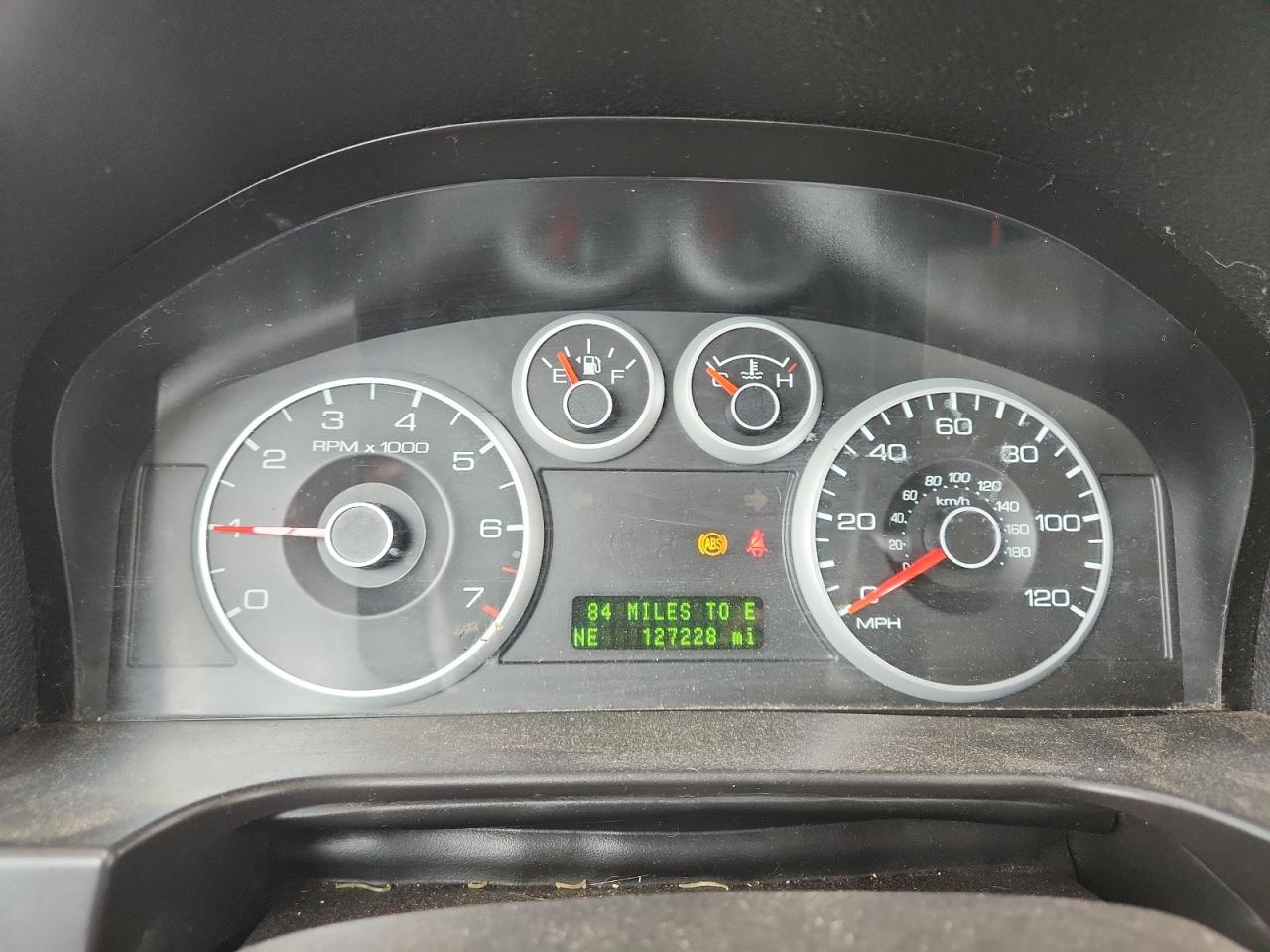 Ford Fusion Se Image 12