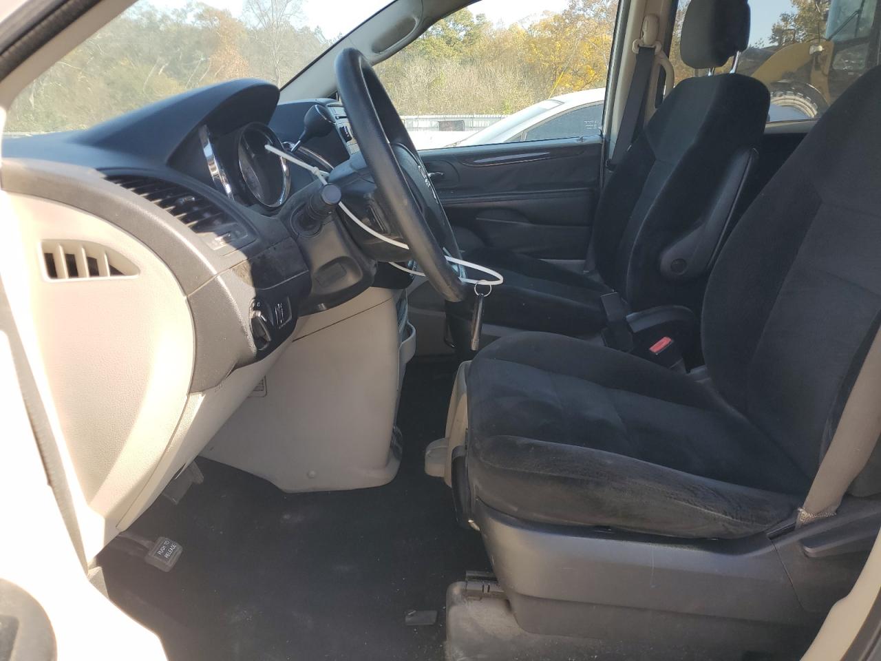 Dodge Caravan Se Image 7