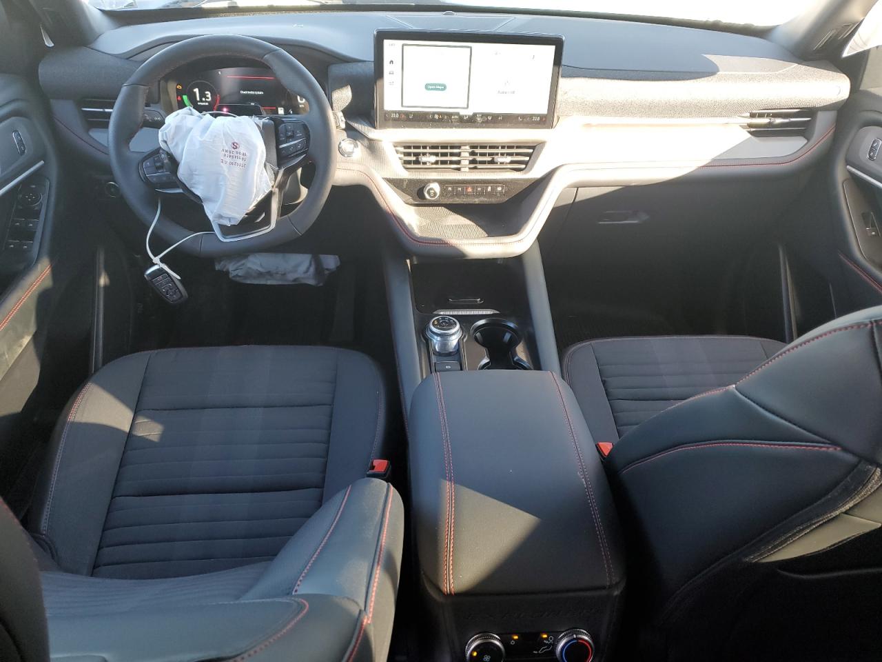 Ford Explorer St-line Image 5