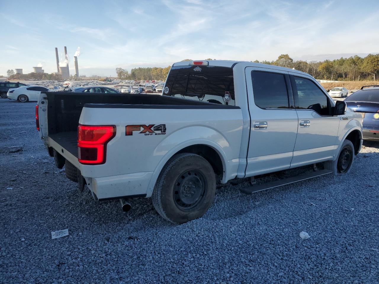 Ford F-150 Supercrew Image 8