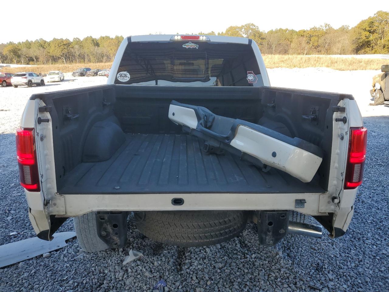 Ford F-150 Supercrew Image 3