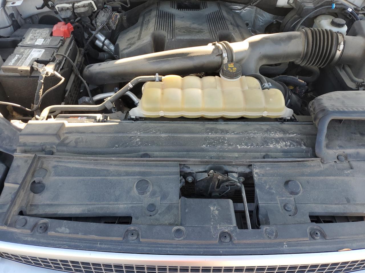 Ford F-150 Supercrew Image 7