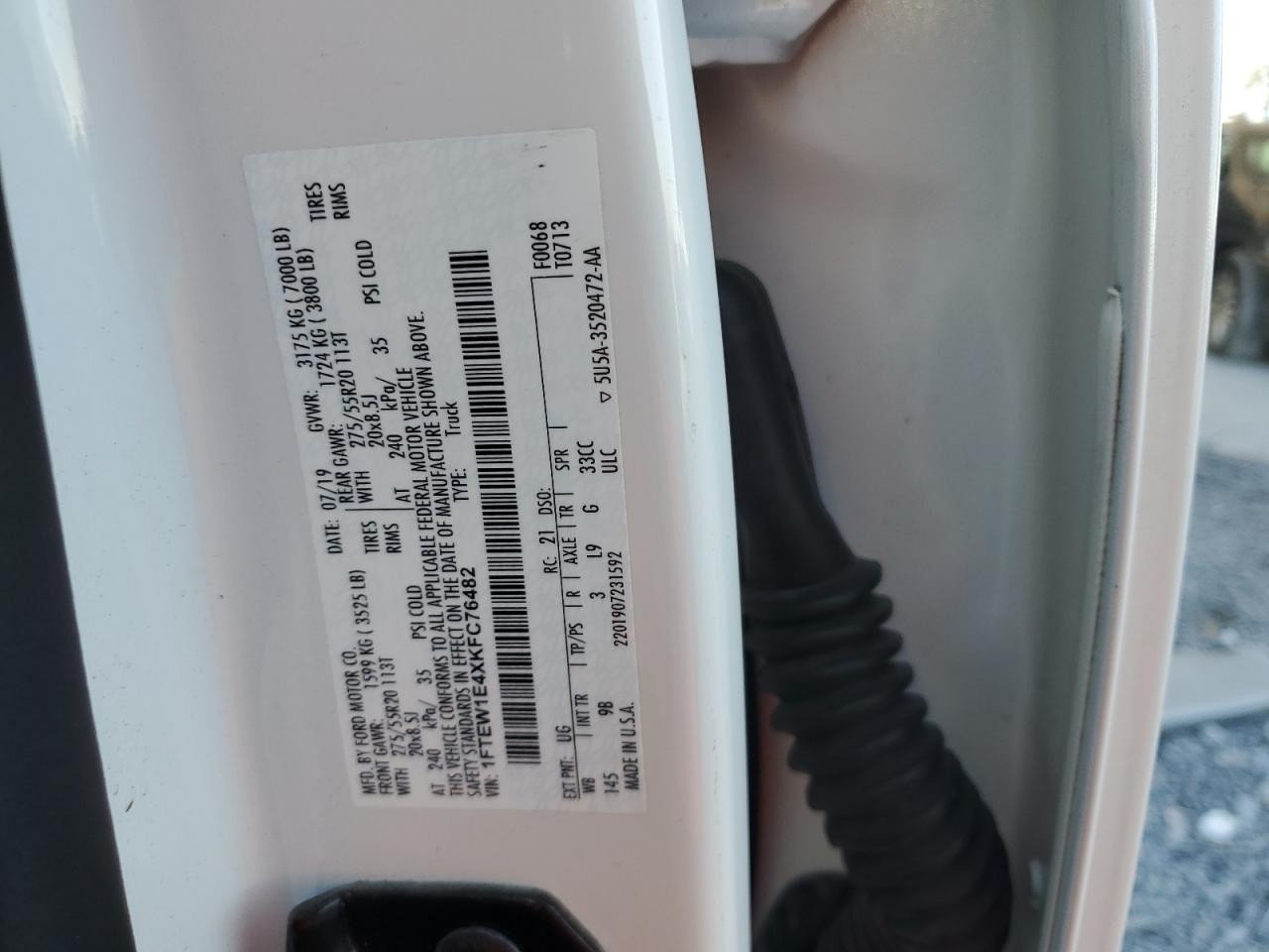 Ford F-150 Supercrew Image 9