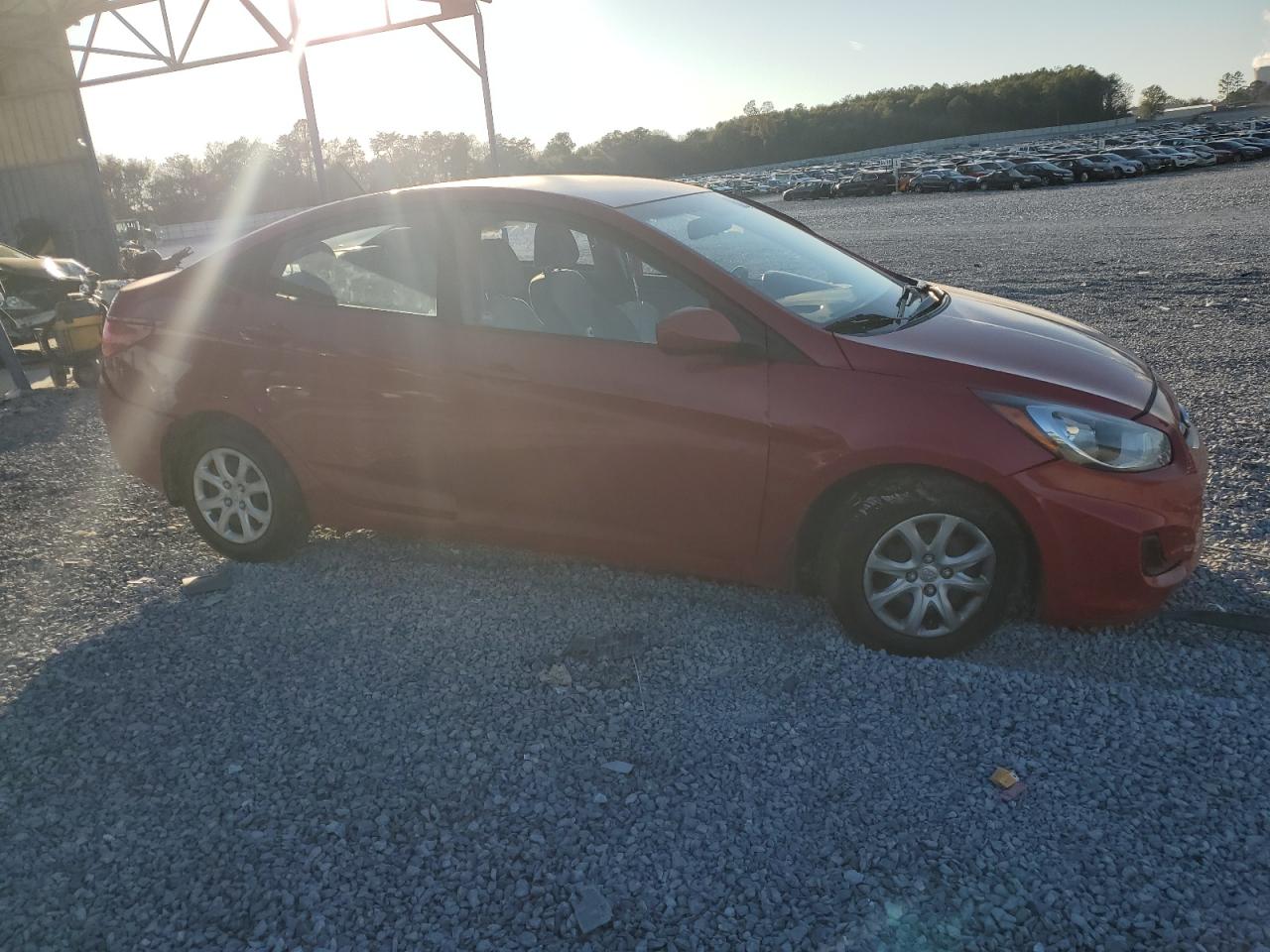 Hyundai ACCENT Gls Image 11