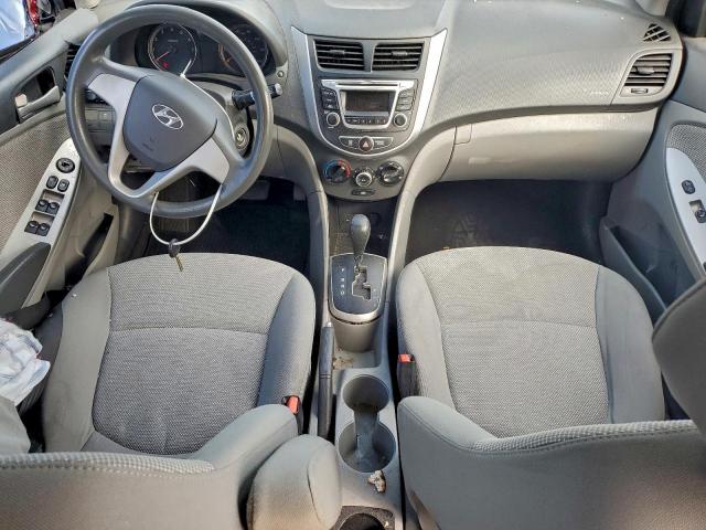 Hyundai ACCENT Gls Image 3