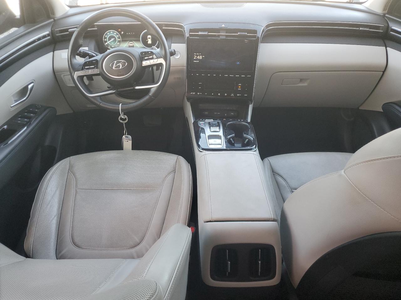 Hyundai TUCSON Limited Image 2