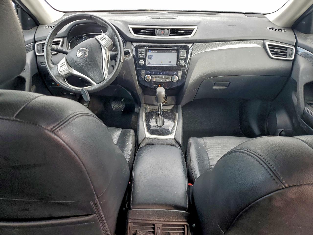 Nissan Rogue S Image 4