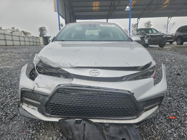 Toyota Corolla Se Image 4