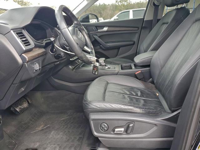 Audi Q5 Premium Plus Image 10