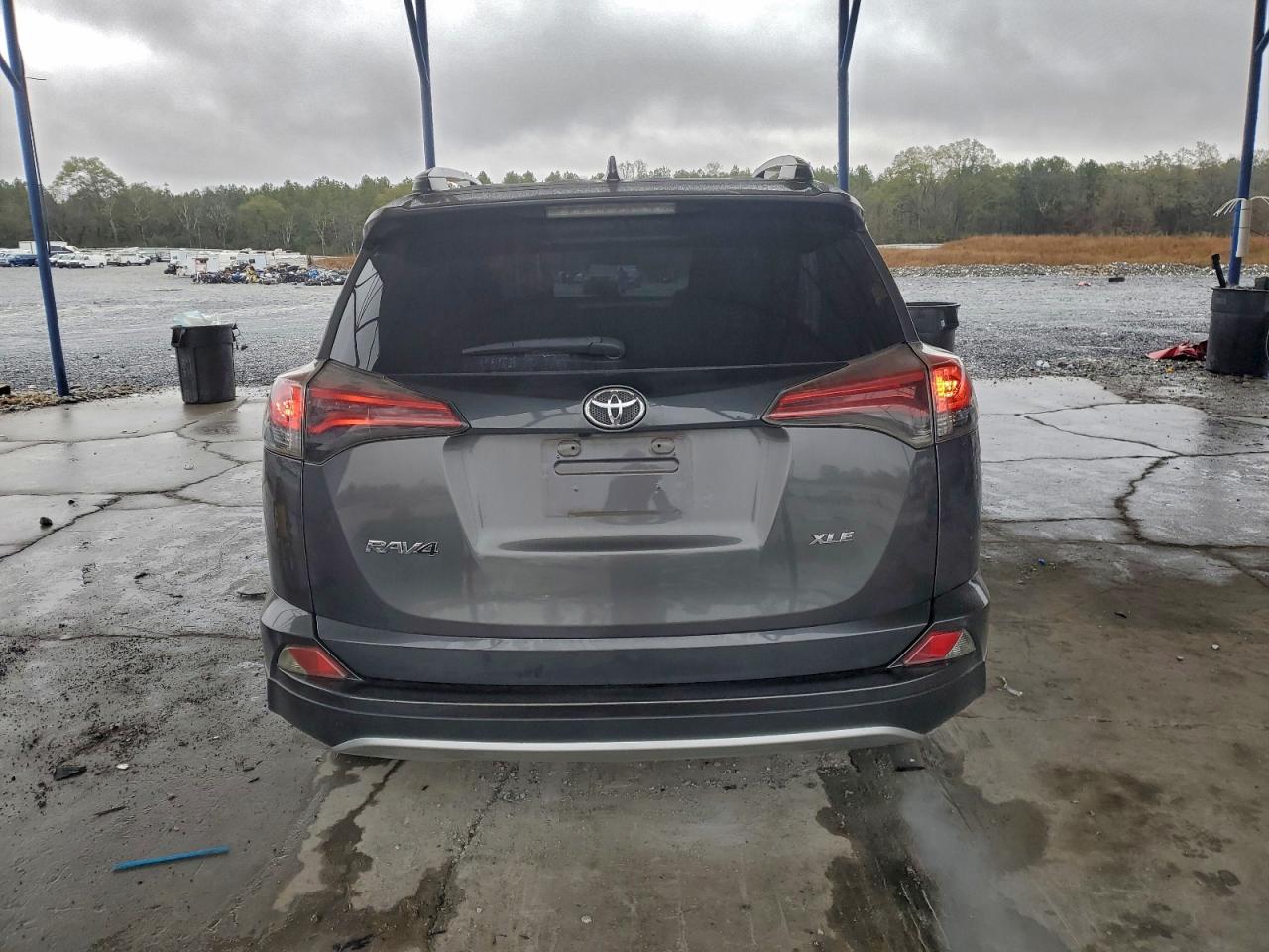 Toyota RAV4 Xle Image 13