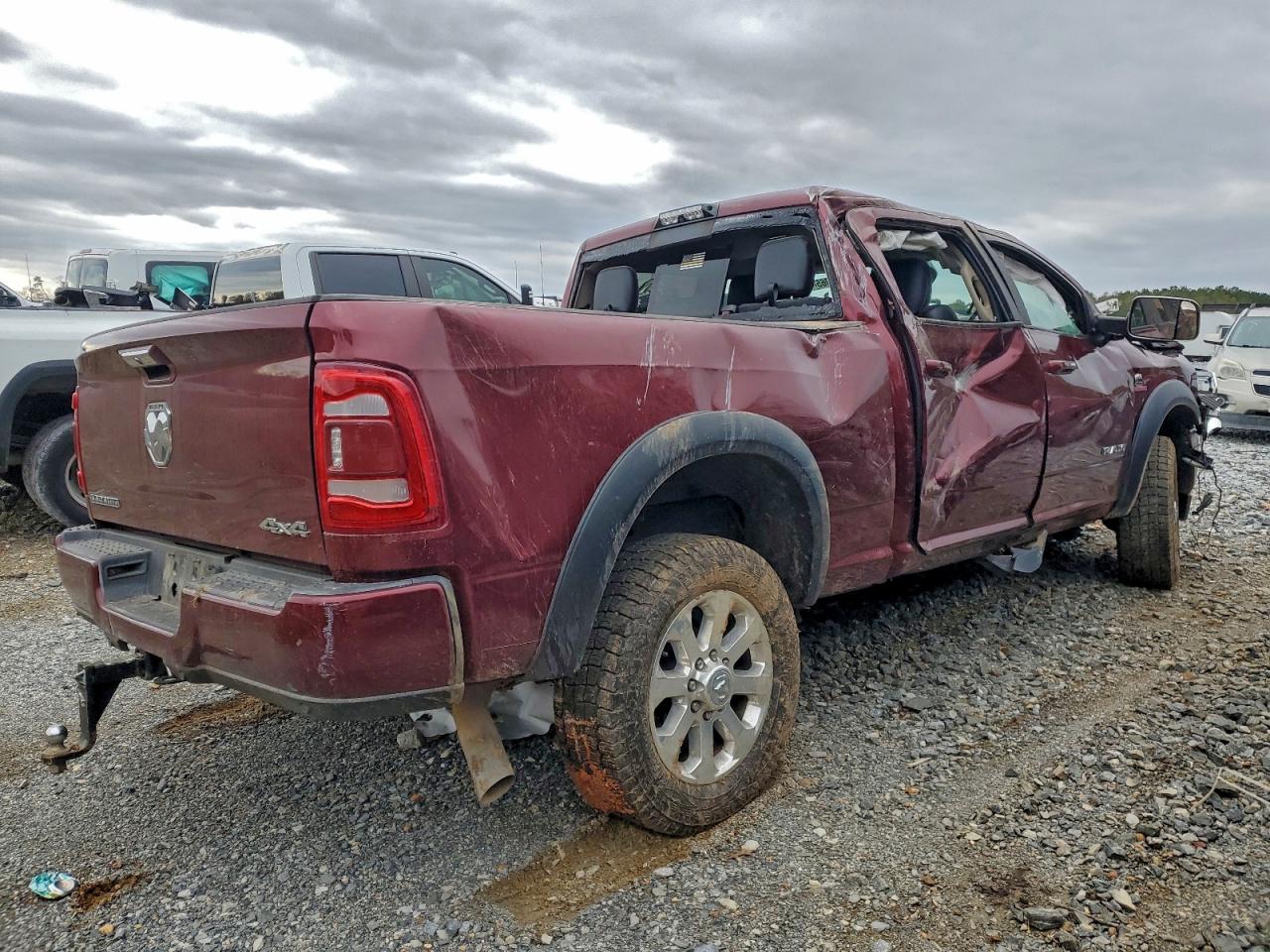 Ram 2500 Laramie Image 8