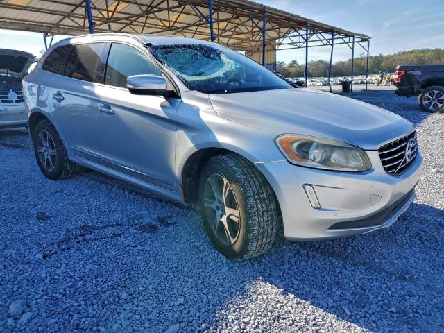 Volvo XC60 T6 Premier Image 10