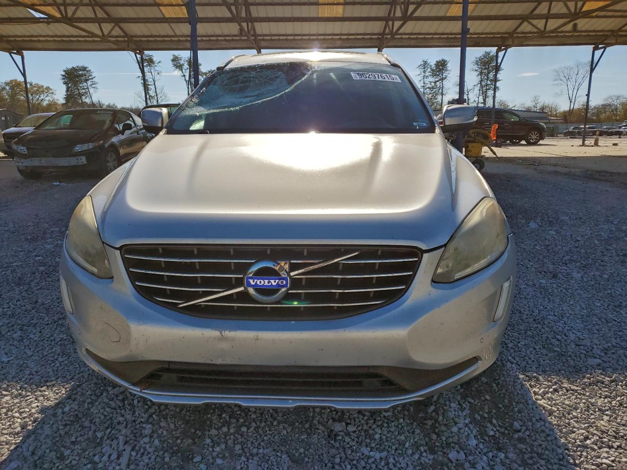 Volvo XC60 T6 Premier Image 4