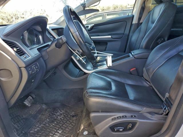 Volvo XC60 T6 Premier Image 9