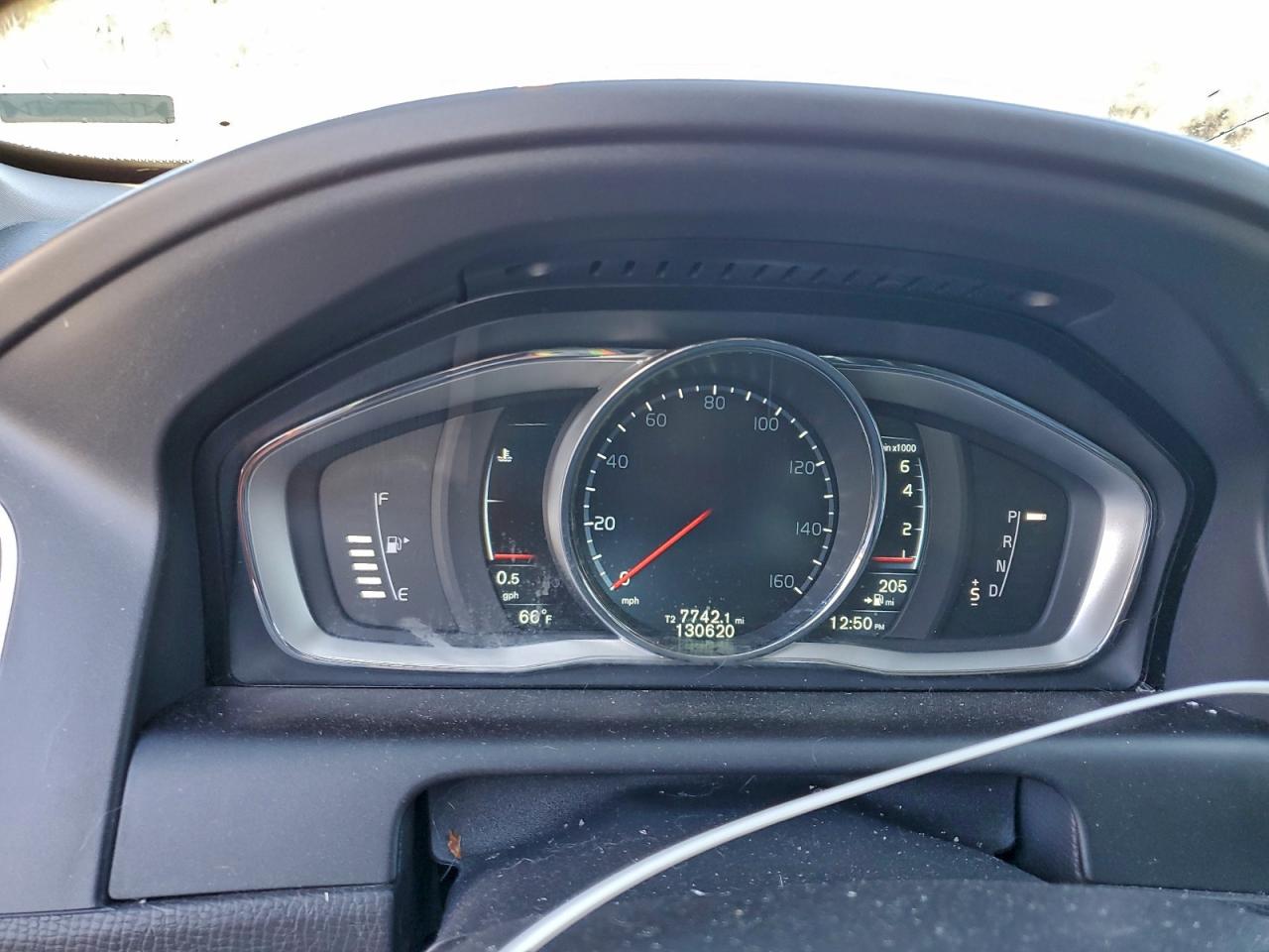 Volvo XC60 T6 Premier Image 3