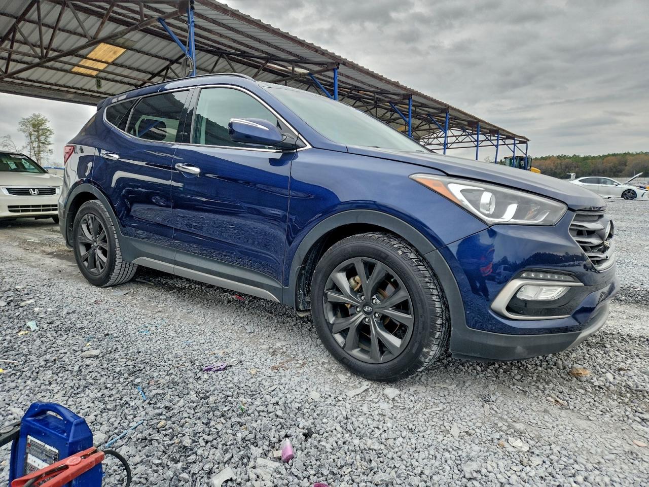 Hyundai SANTA FE Image 2