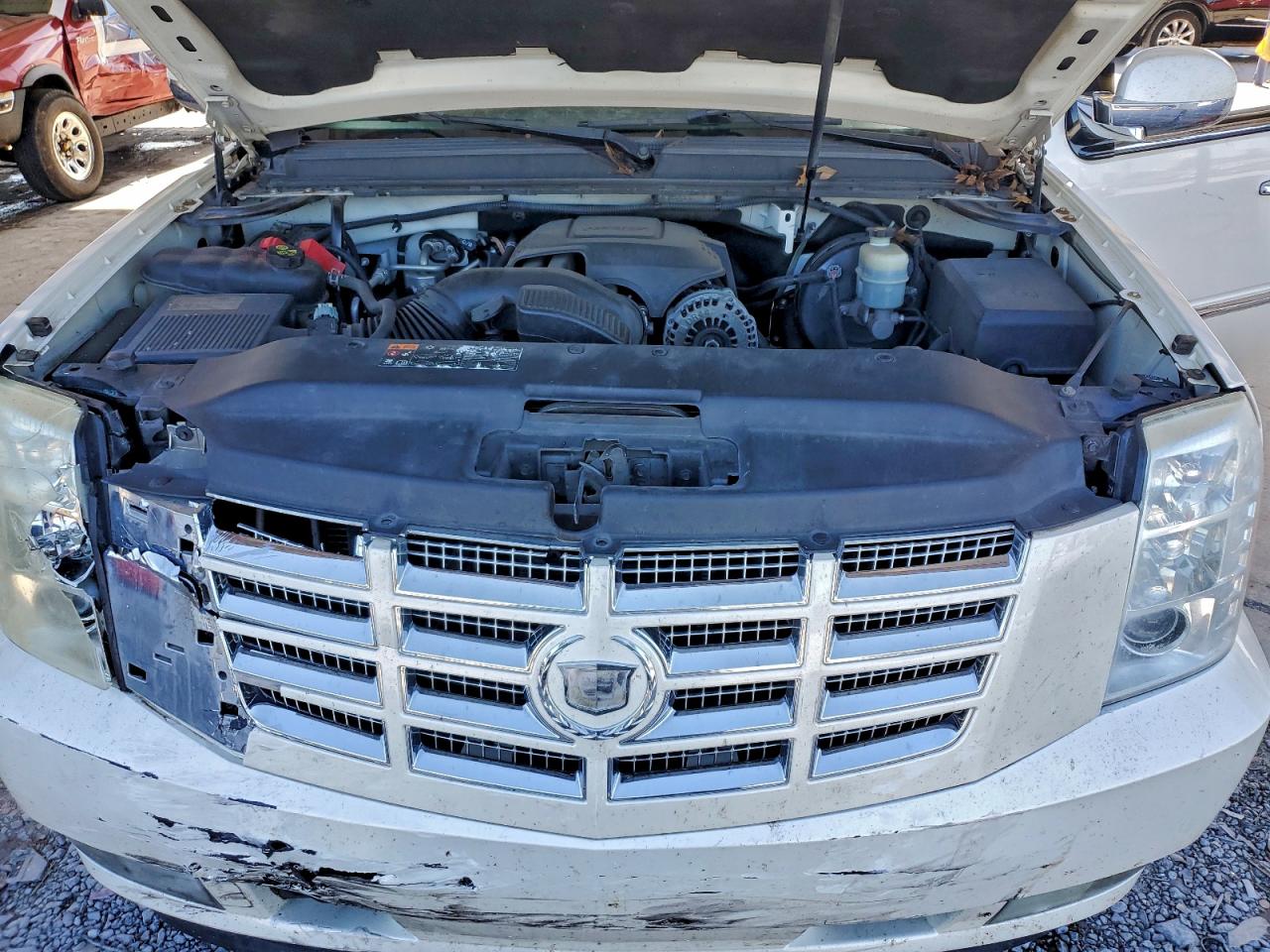 Cadillac Escalade Luxury Image 8