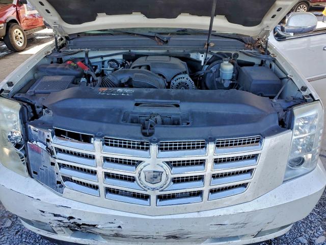 Cadillac Escalade Luxury Image 8