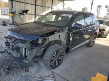  Salvage Mitsubishi Outlander