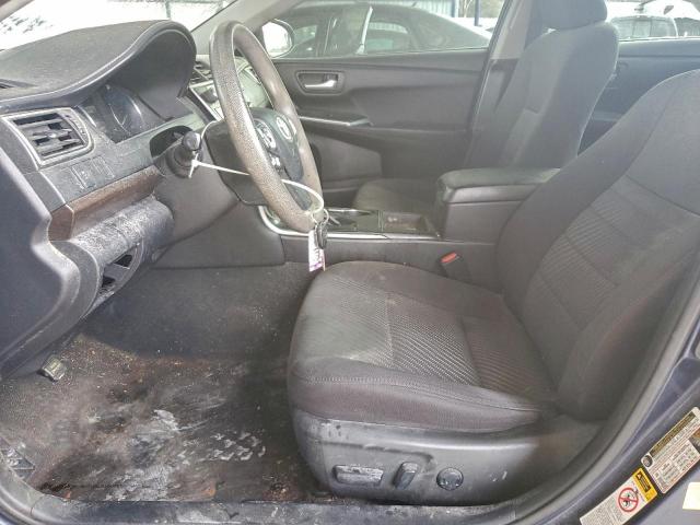 Toyota Camry Le Image 6