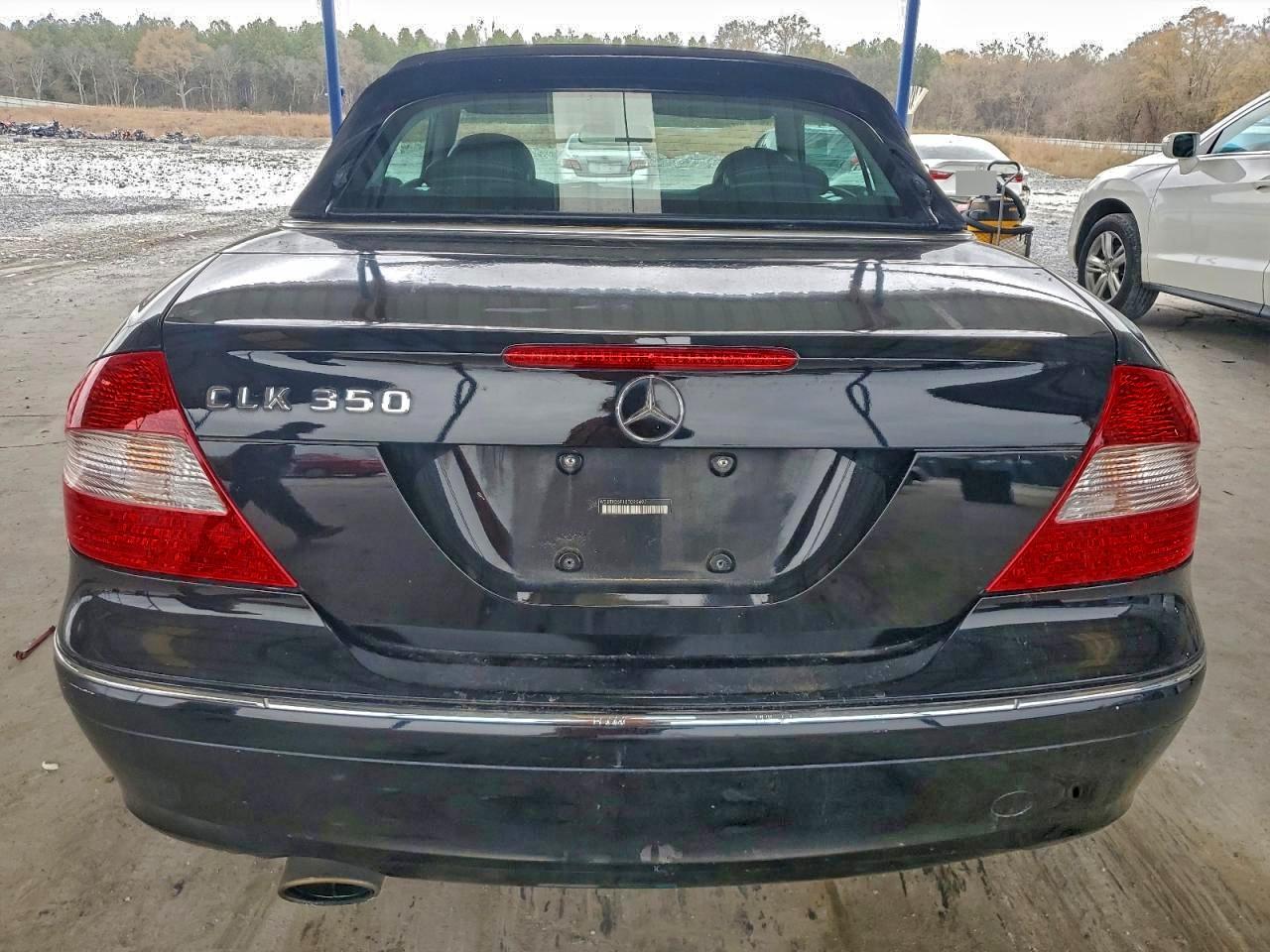 Mercedes-Benz Clk-class 350 Image 6