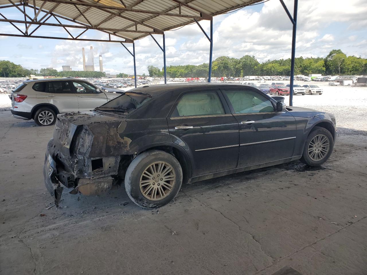 Chrysler 300 Touring Image 2