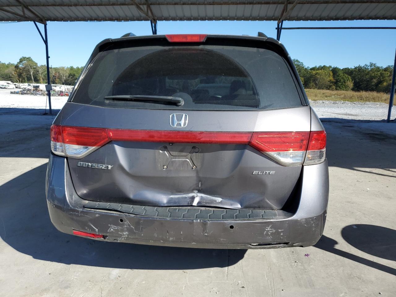 Honda Odyssey Touring Image 6