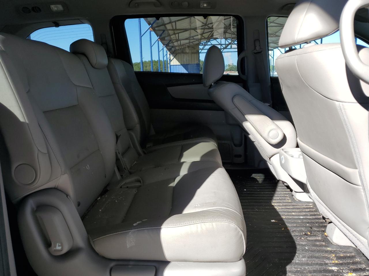 Honda Odyssey Touring Image 7