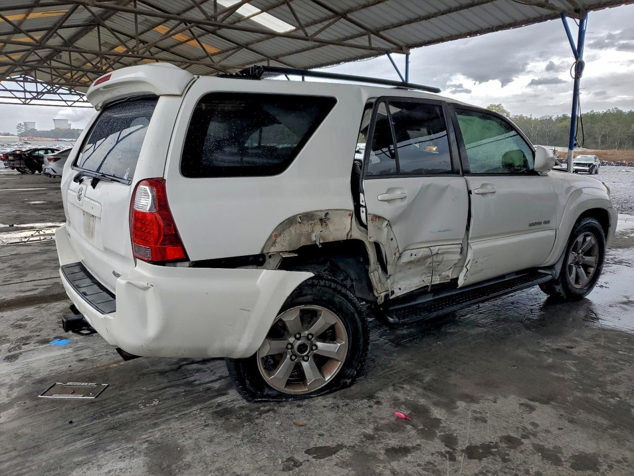 Toyota 4Runner Limited Image 12