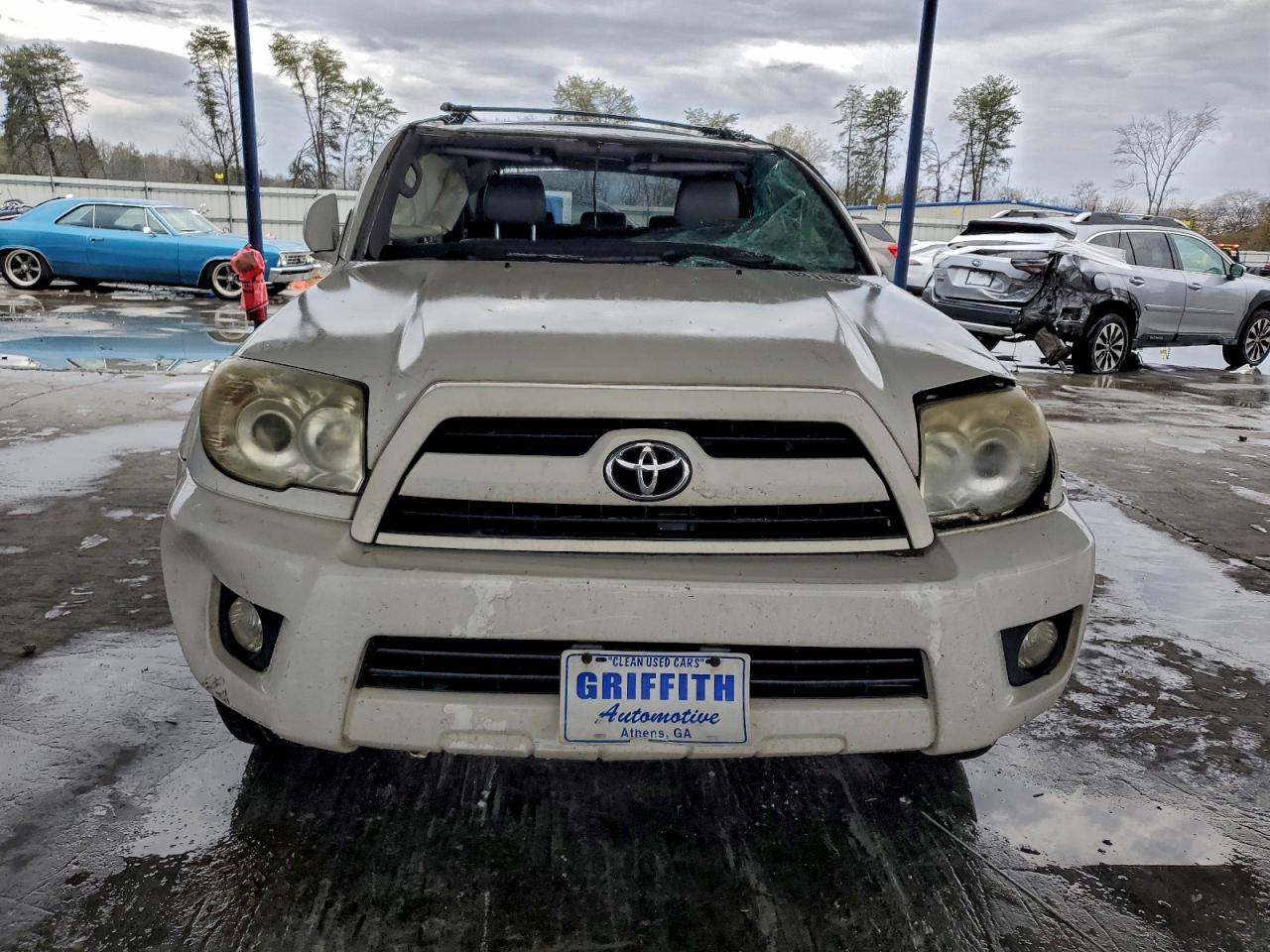 Toyota 4Runner Limited Image 3