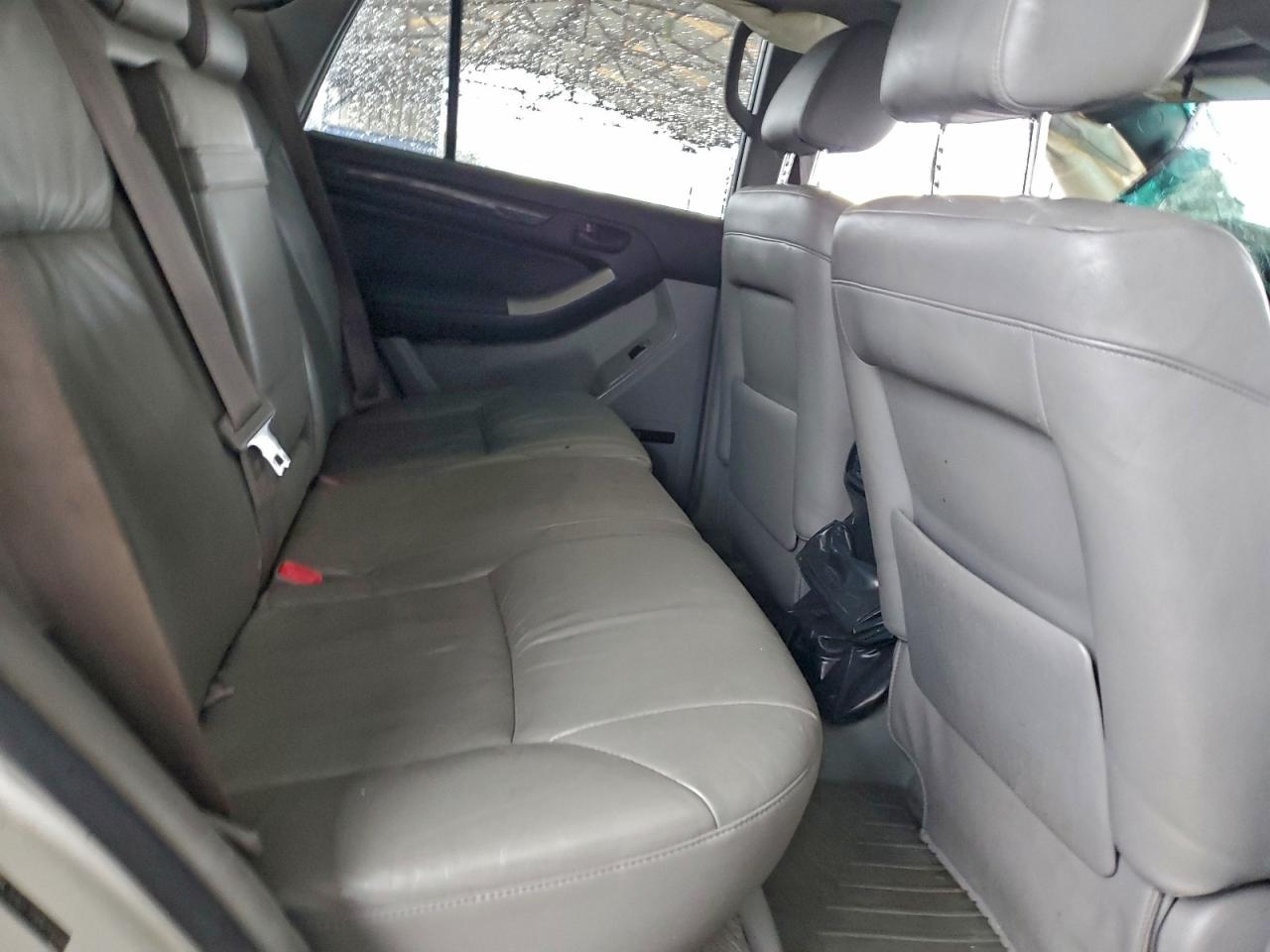 Toyota 4Runner Limited Image 8