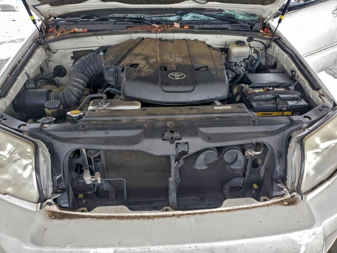 Toyota 4Runner Limited Image 6