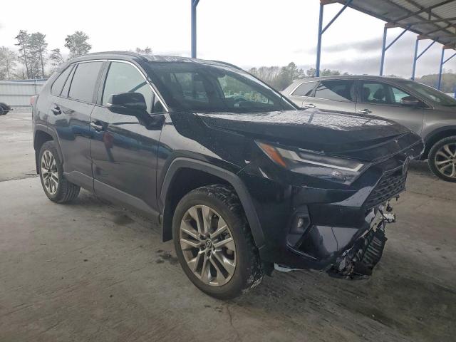 Toyota RAV4 Xle Premium Image 12