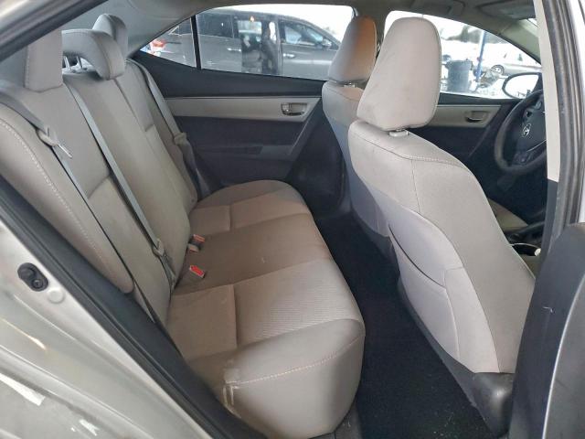 Toyota Corolla L Image 9