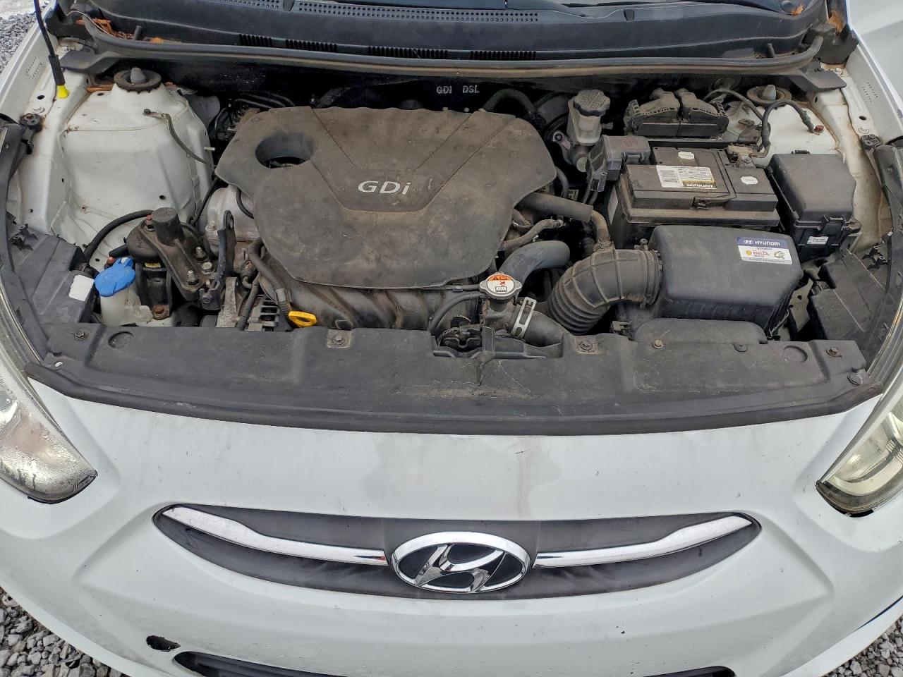 Hyundai ACCENT Se Image 9