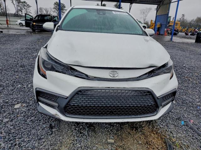 Toyota Corolla Se Image 4