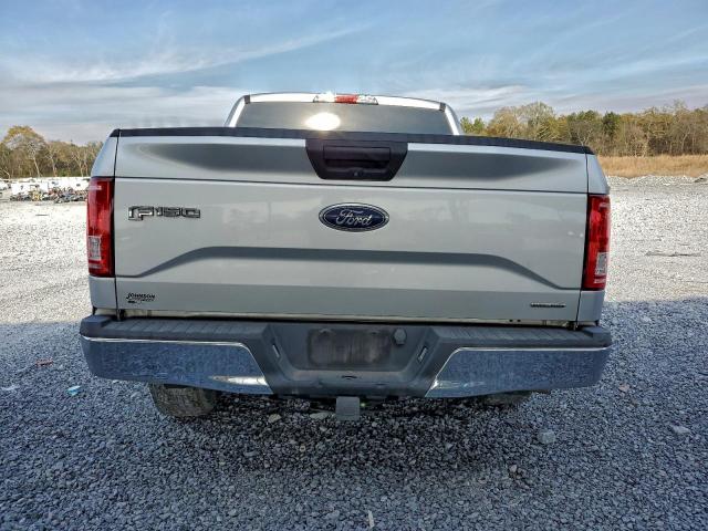 Ford F-150 Supercrew Image 3