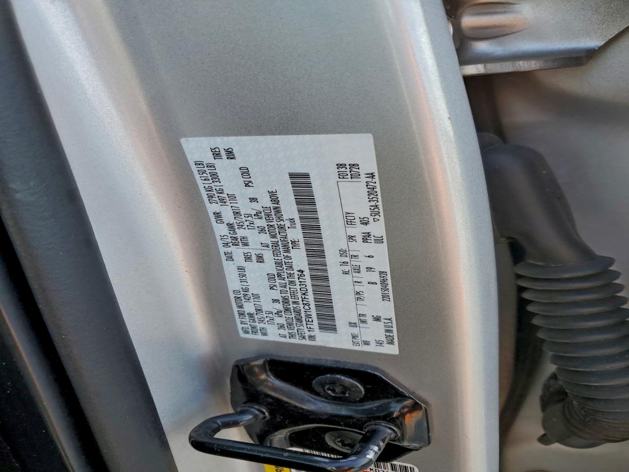 Ford F-150 Supercrew Image 7